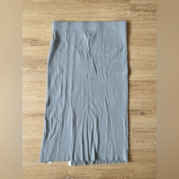 Medium, Mercer & Madison - Picture 4 of 4